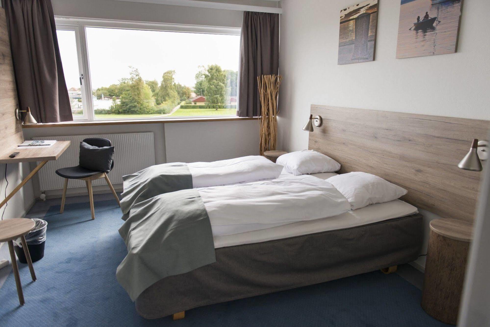 Hotel Juelsminde Strand Экстерьер фото