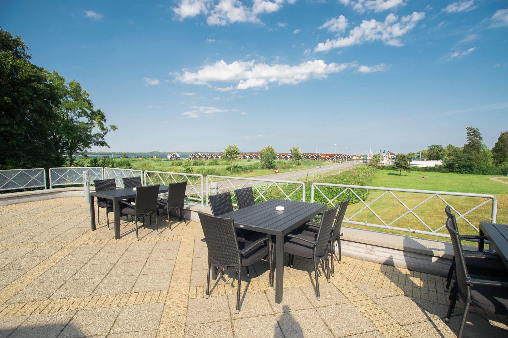 Hotel Juelsminde Strand Экстерьер фото